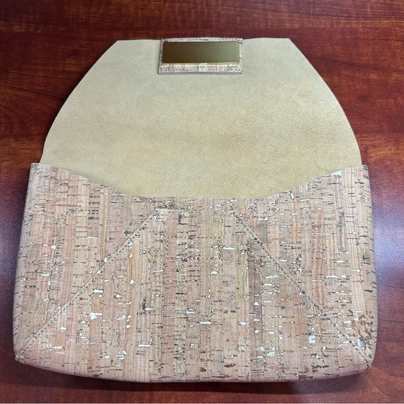 J. Crew Cork Textured Clutch.    Excellent Condition - Picture 4 of 7